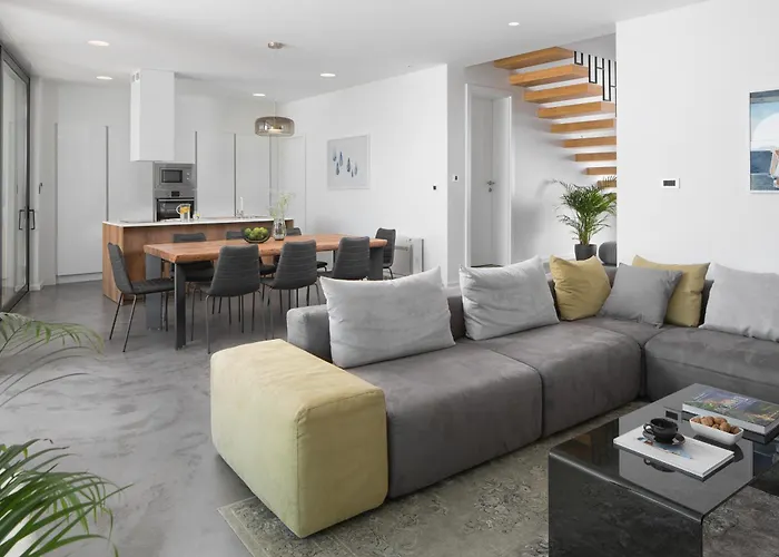 Villa Mariva For 8 Persons Near Porec With 44 M2 Heated Pool, Sea View, Fitness & Kids Playground *